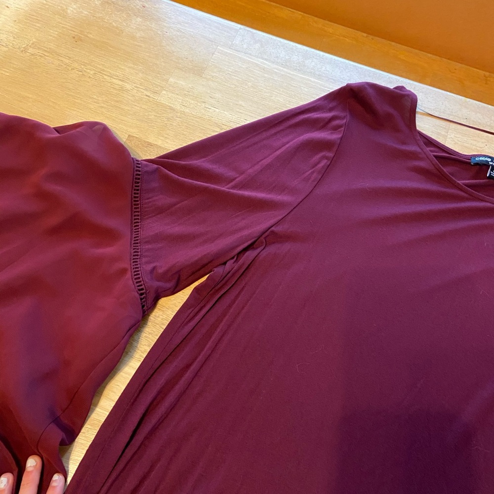 Maroon bell sleeve top